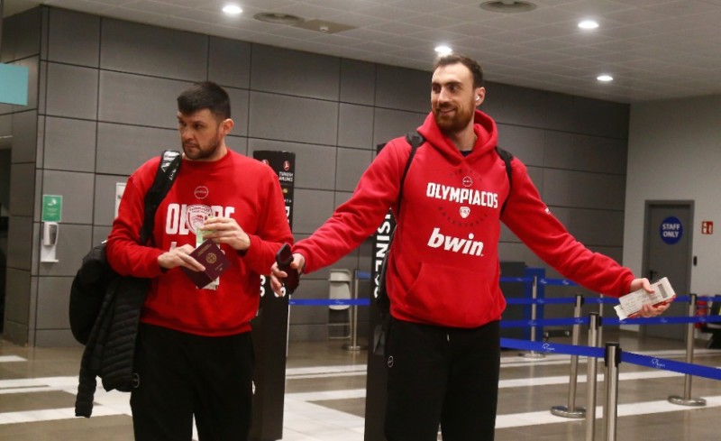 Ο Ολυμπιακός ταξίδεψε κανονικά για την Πόλη (phοtos)