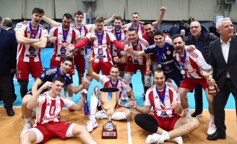 Τι «πονάει» περισσότερο; Οι 339 τίτλοι συνολικά; Οι 25-2 κούπες σε 1,5 χρόνο; Η τα 7/8 τρόπαια φέτος;