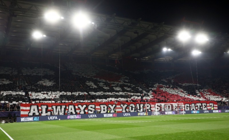 Tρομερό κορεό από τον λαό του Θρύλου! (photos)