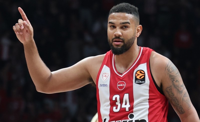 Τζόσεφ: «Ατμόσφαιρα... ηλεκτρισμένη»