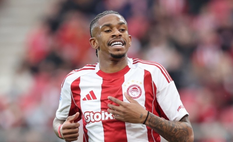 Λουίζ: «Σκληρή δουλειά και απόλυτη δέσμευση στον Ολυμπιακό»