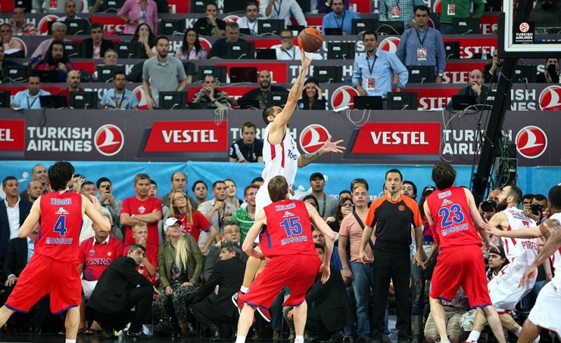 Η αποθέωση της Euroleague για το «πεταχτάρι» του Πρίντεζη