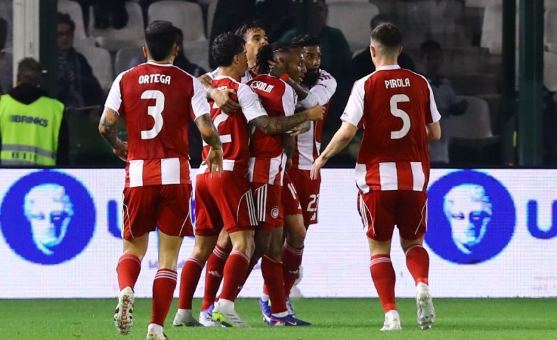 Novibet: Με το βλέμμα στο Champions League o Θρύλος!