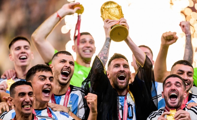 StoiximaView (Mundial 2026, Μέσι): Ο άνθρωπος που τερμάτισε το ποδόσφαιρο!