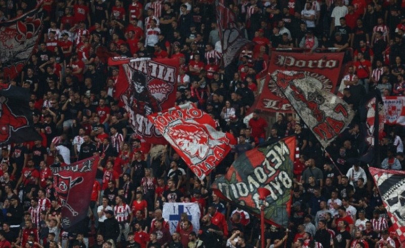Τρέλα για τα διαρκείας! Έχουν κάνει «φτερά» 15.500!