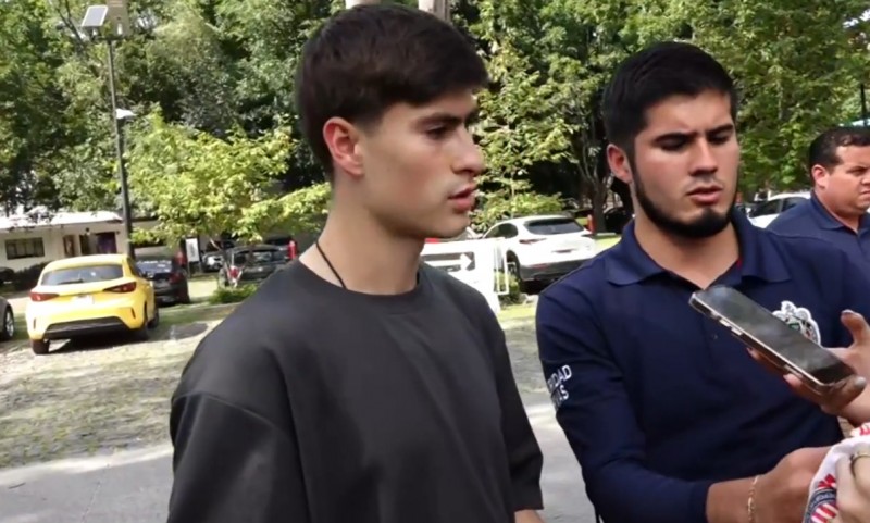 Κόσμος στο προπονητικό της Τσίβας για τον Γκονζάλες!