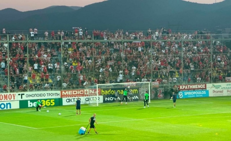 «Ερυθρόλευκο» ντελίριο στο «Θεόδωρος Κολοκοτρώνης» (vid)